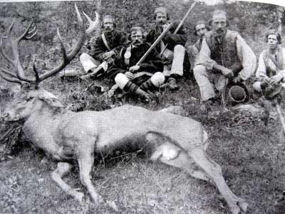 Hutsuls helped the Archduke Otton to hunt the deer